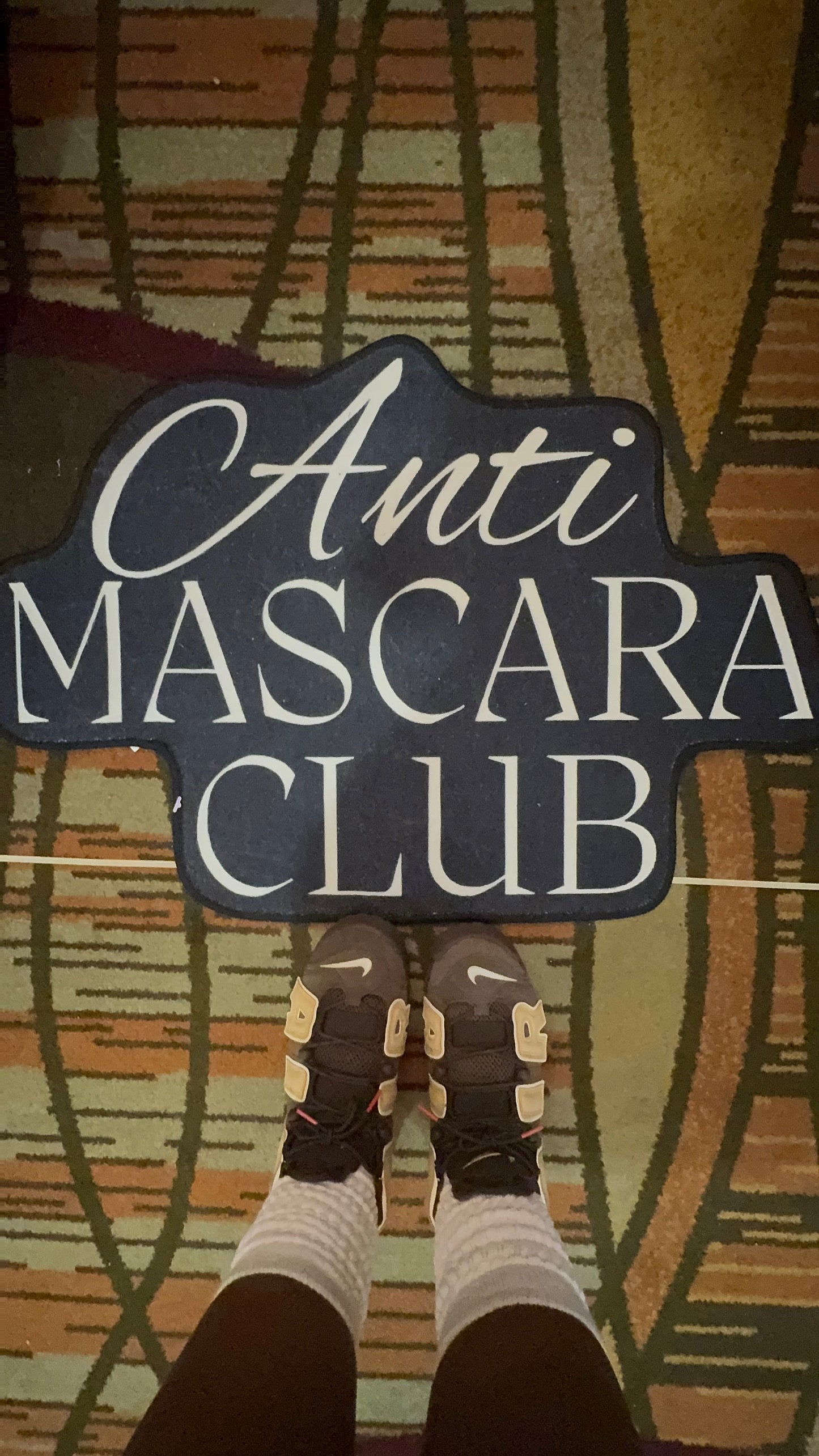 Anti Mascara Club Rug