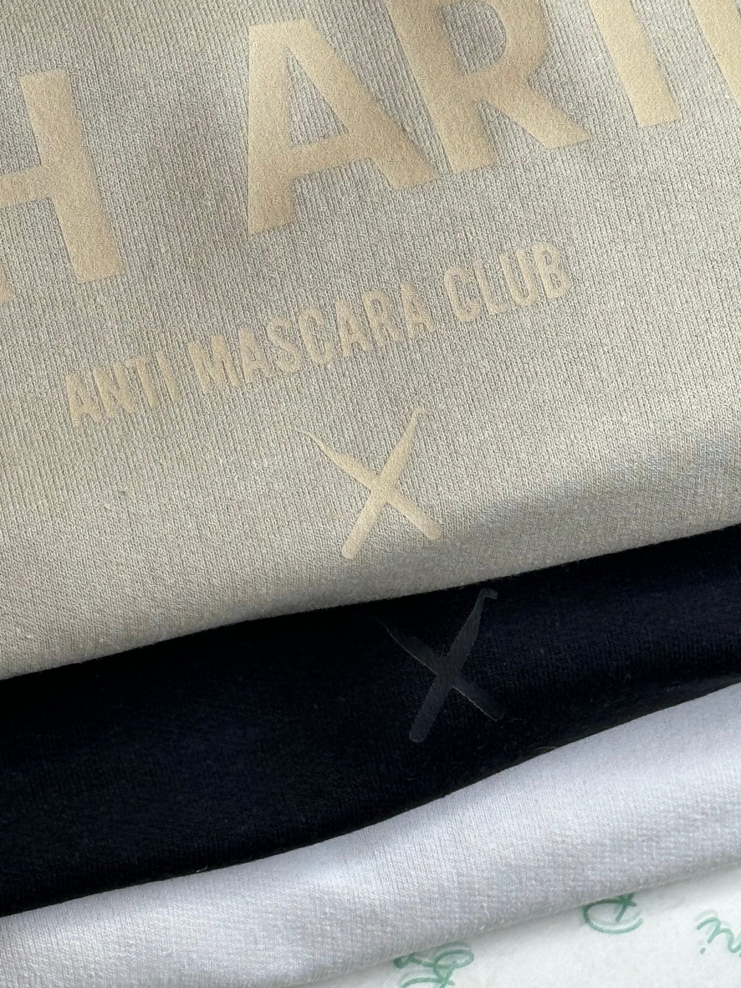 Anti Mascara Club Crew Neck