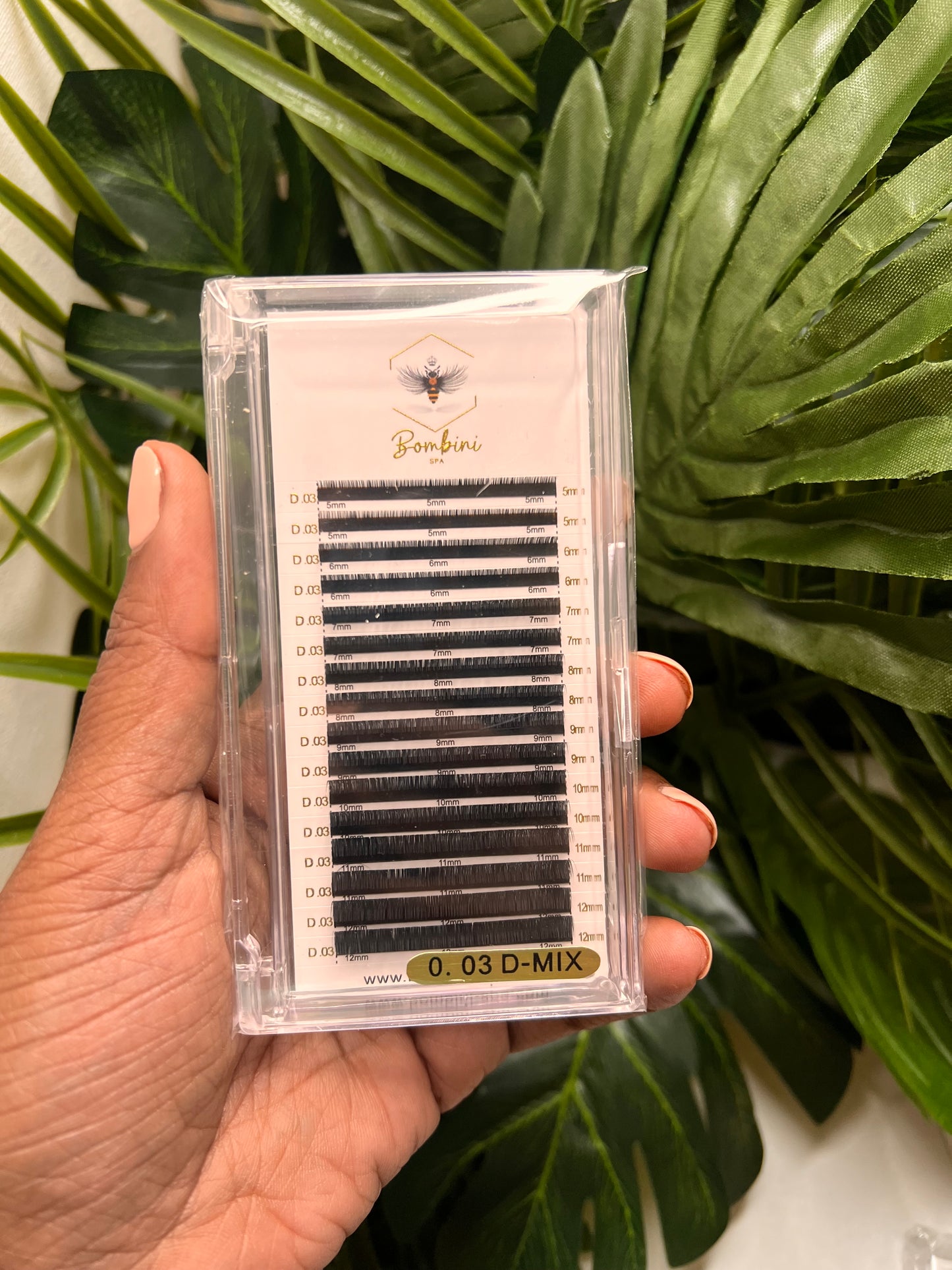 Bombini Spa Volume Inner Corner lashes