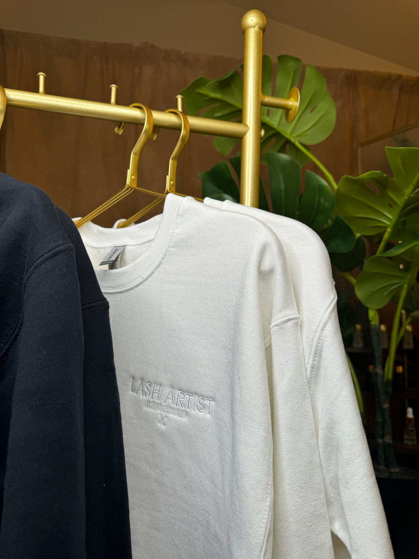 Anti Mascara Club Crew Neck