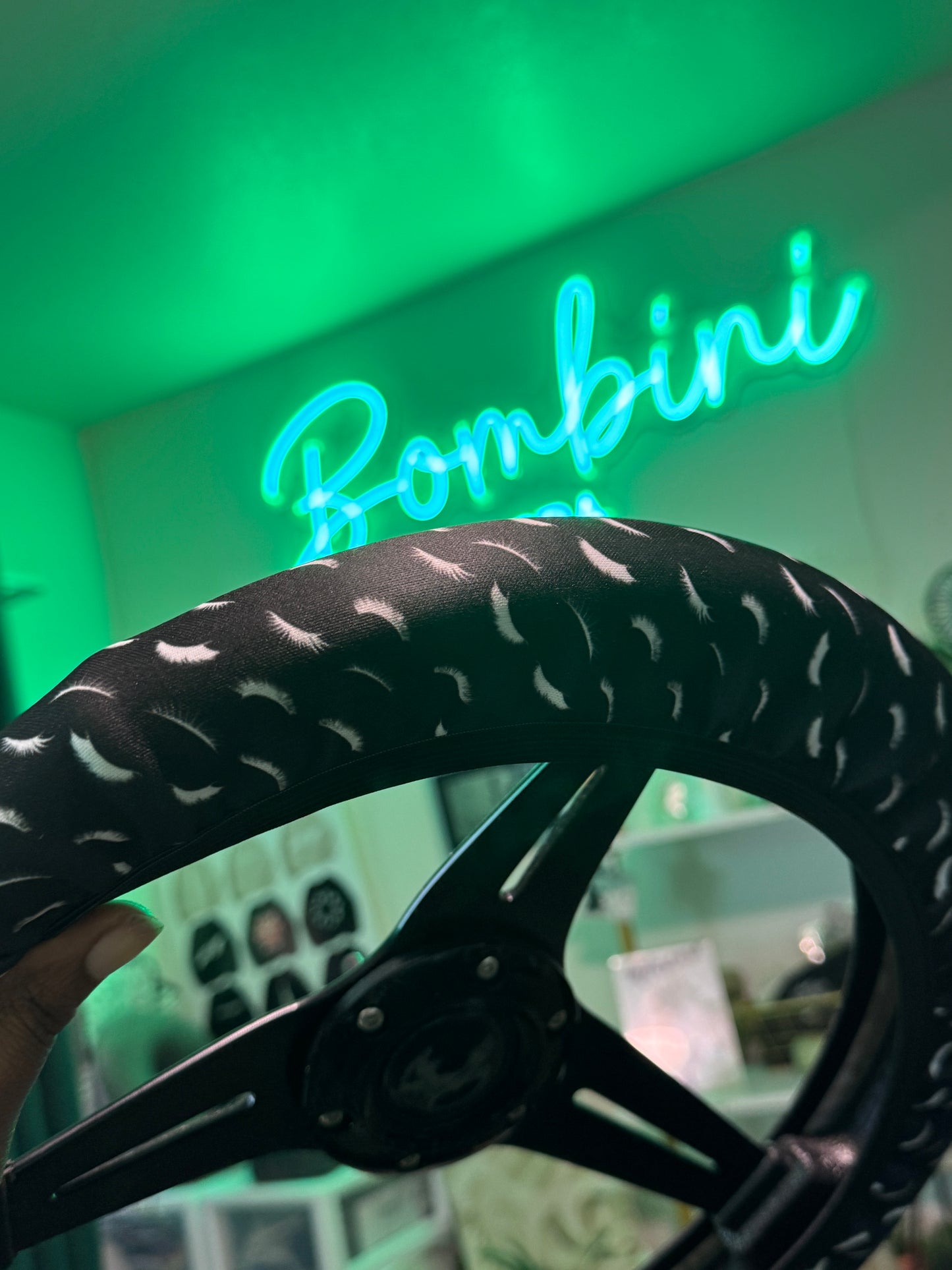 Steering wheel cover