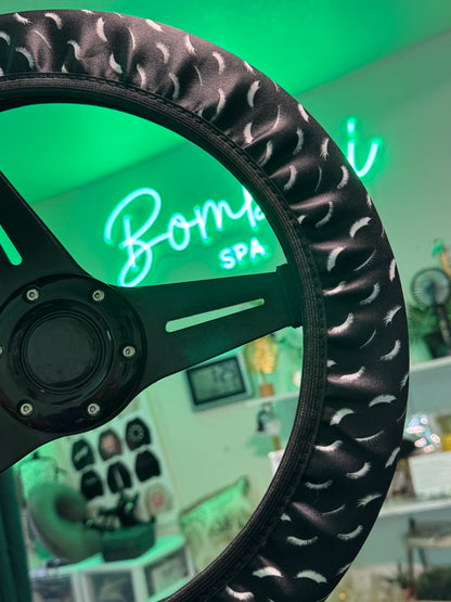 Steering wheel cover