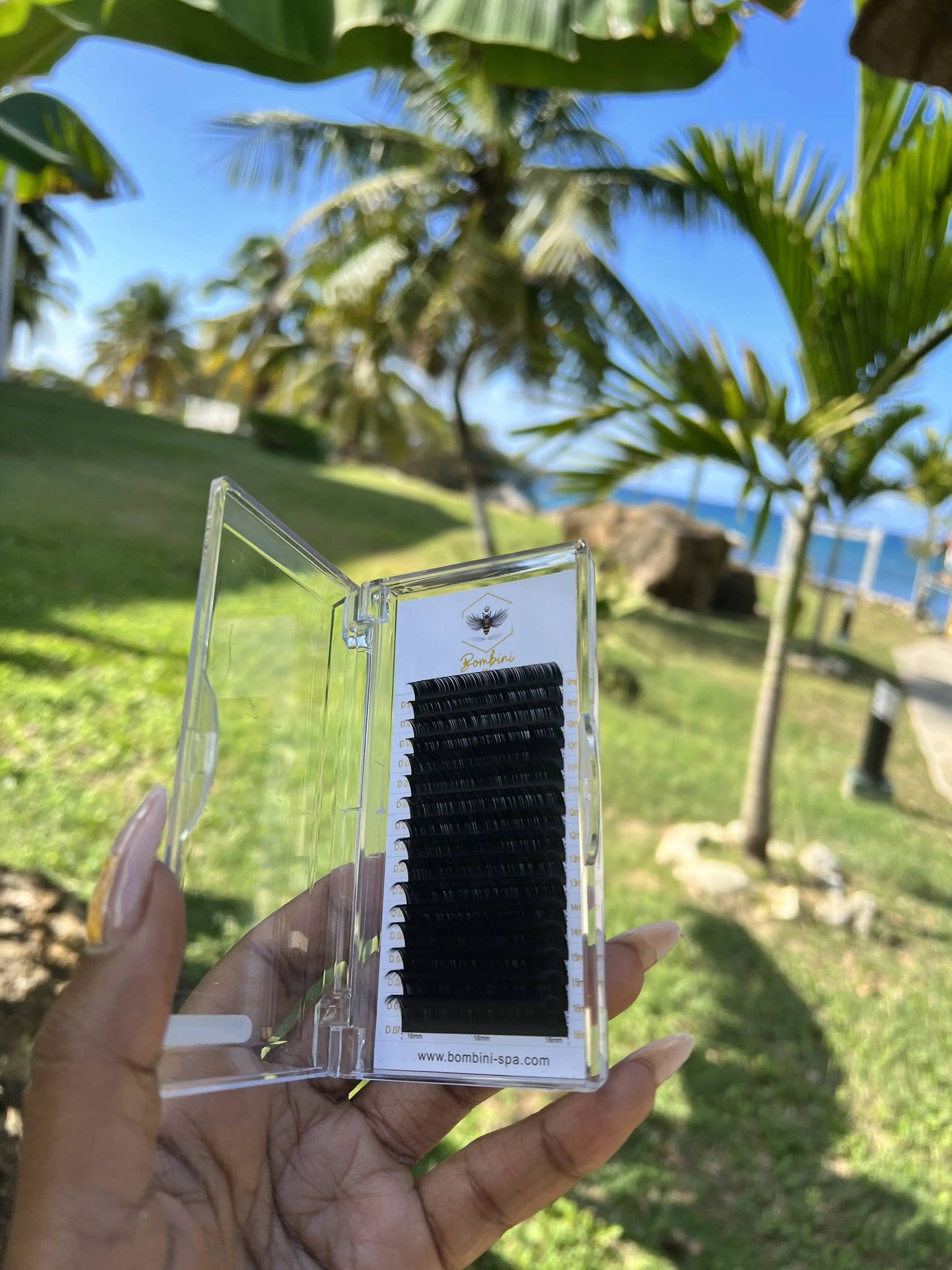 Bombini Spa Volume Lashes 0.03mm